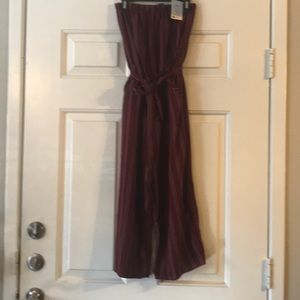 Jumper with pockets and wrap around belt